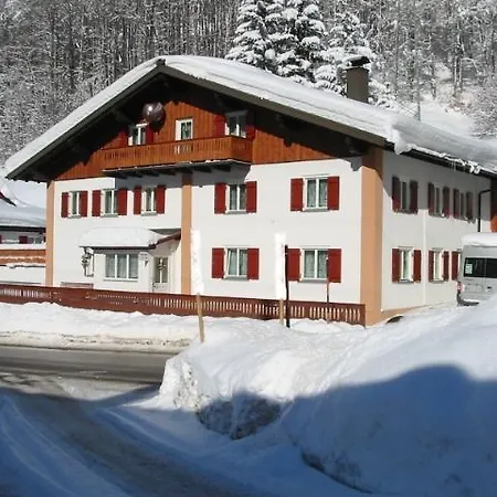 Frühstückspension Haus Jochum Langen am Arlberg