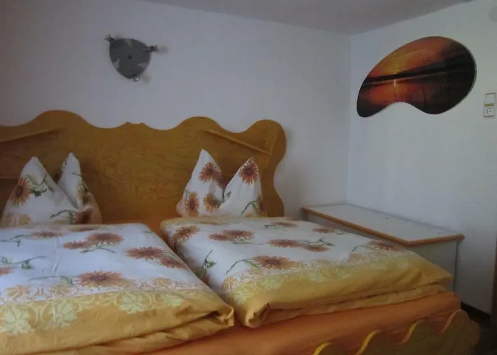 Haus Jochum Bed & Breakfast 3*